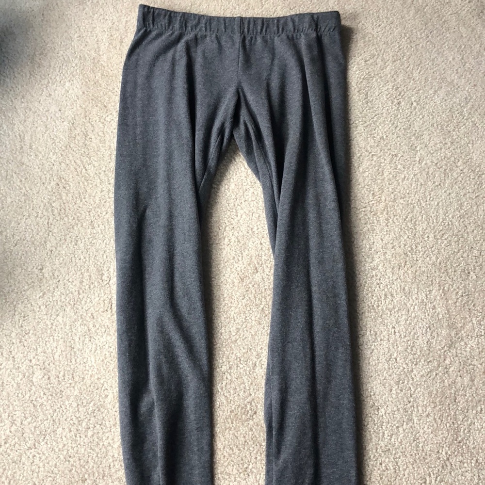 Gray leggings